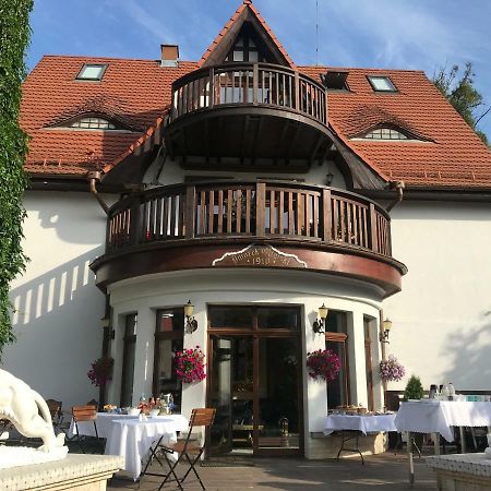 格但斯克Dworek Oliwski住宿加早餐旅馆 外观 照片