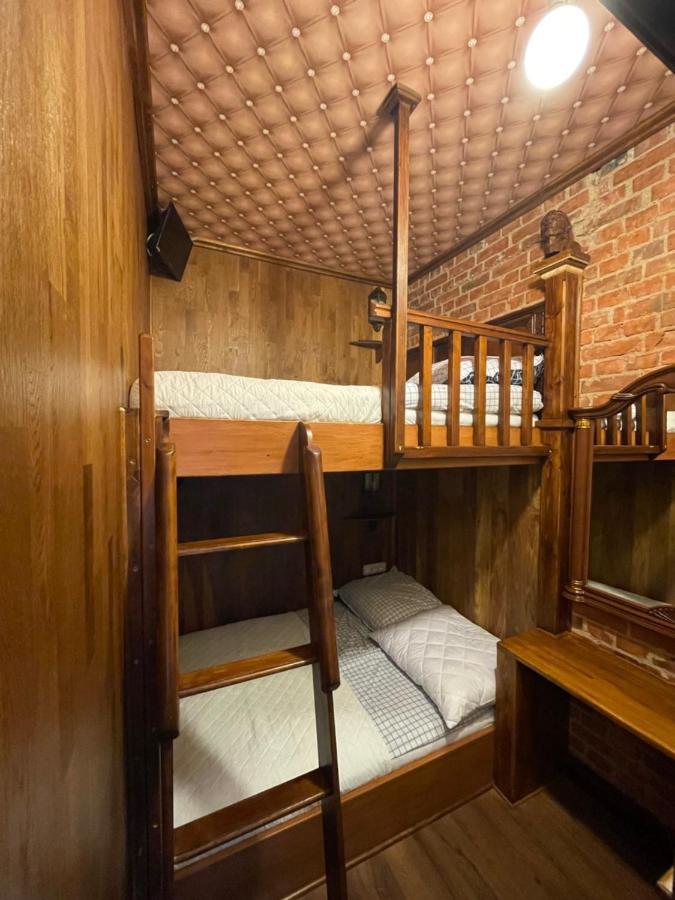 格但斯克Dworek Oliwski住宿加早餐旅馆 外观 照片