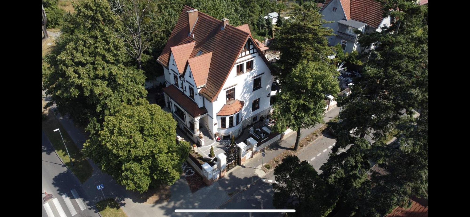 格但斯克Dworek Oliwski住宿加早餐旅馆 外观 照片