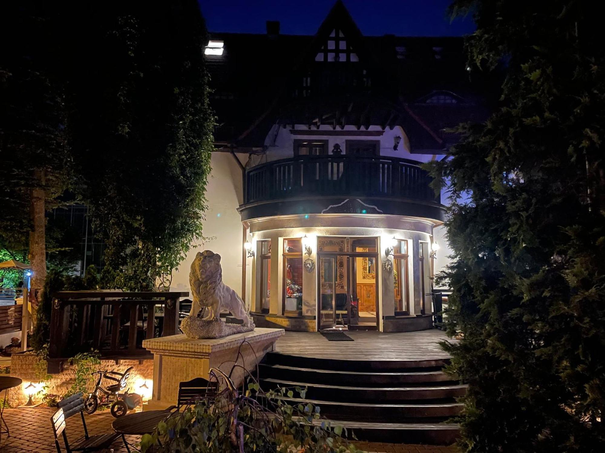 格但斯克Dworek Oliwski住宿加早餐旅馆 外观 照片