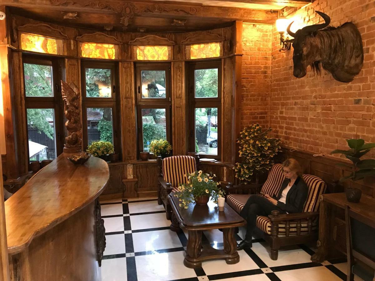 格但斯克Dworek Oliwski住宿加早餐旅馆 外观 照片